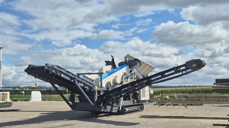 Gamme complète groupes mobiles Powertrack WYN Minerals SRH SJC SV10 SCH SS SF